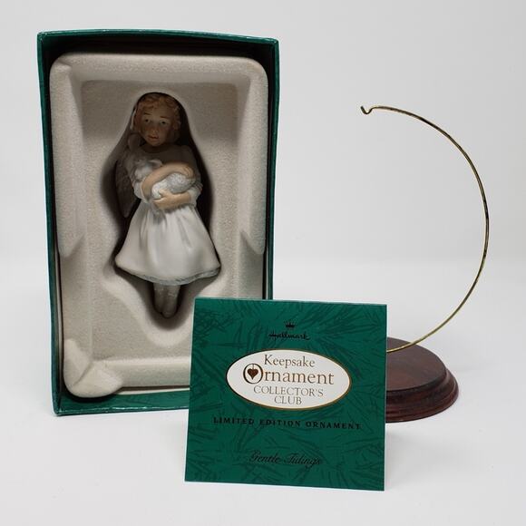 1993 Hallmark Gentle Tidings Handcrafted Keepsake Holiday Christmas Ornament - Picture 7 of 8